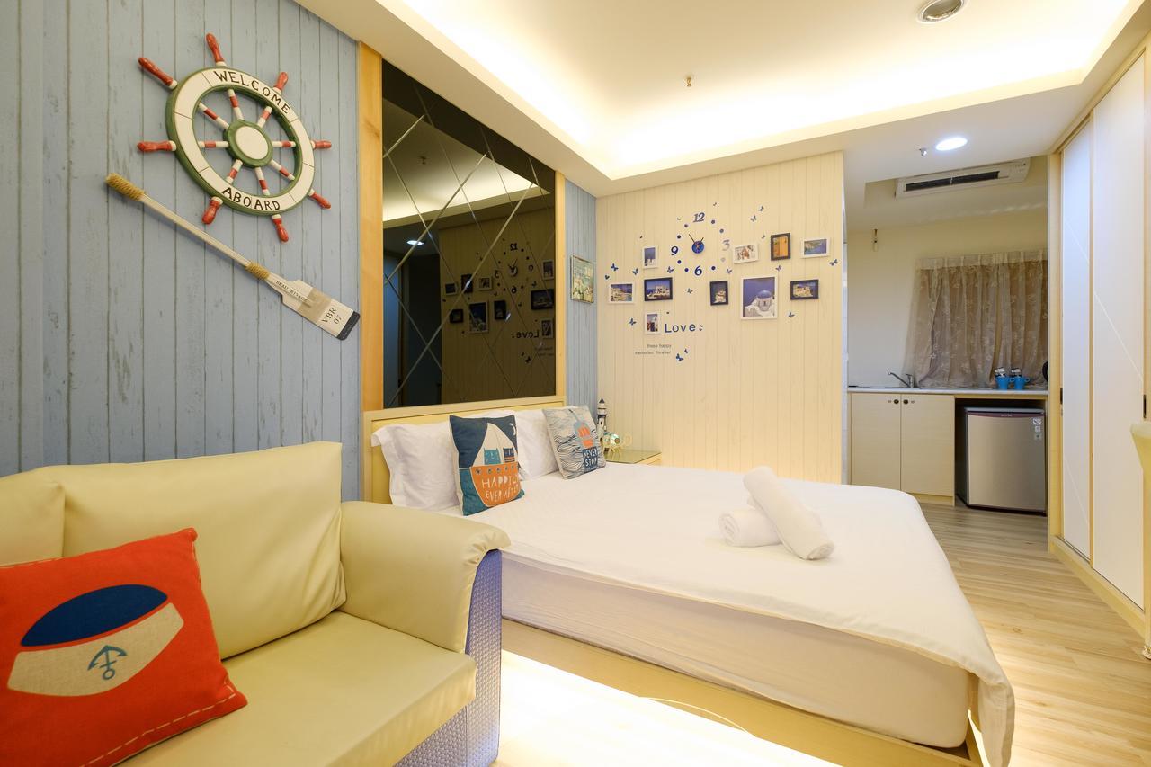 Color Fun Inn Гаосюн Екстер'єр фото