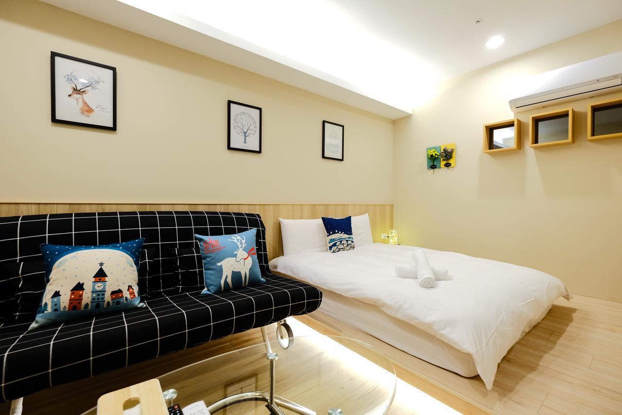 Color Fun Inn Гаосюн Екстер'єр фото