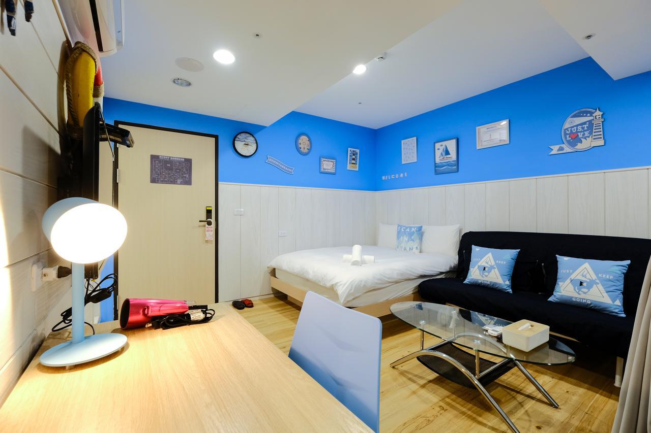 Color Fun Inn Гаосюн Екстер'єр фото
